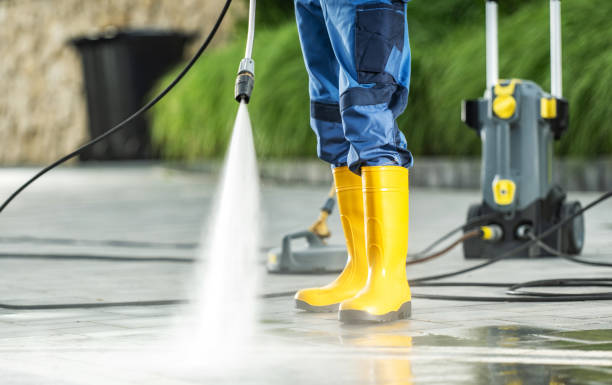 Best Garage Pressure Washing  in , AK